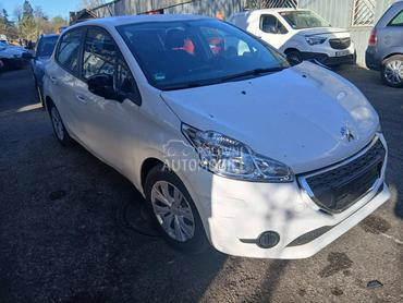 Peugeot 208 2012 -  kompletan auto u delovima