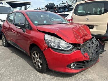 Renault Clio 2012 -  kompletan auto u delovima