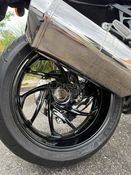 BMW K1300s