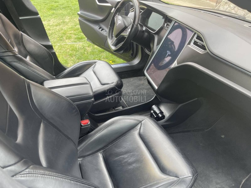 Tesla Model S 90D