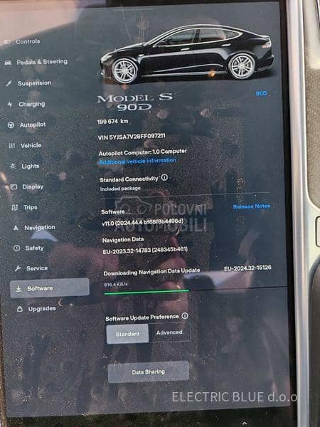 Tesla Model S 90D