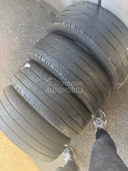 Continental 235/65 R16 Letnja