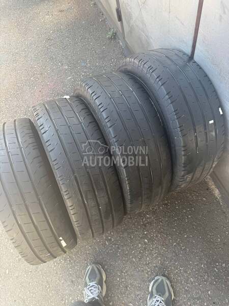 Continental 235/65 R16 Letnja