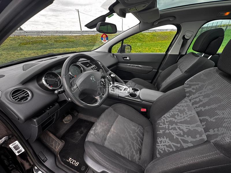 Peugeot 3008 2.0 HDI CH PANO