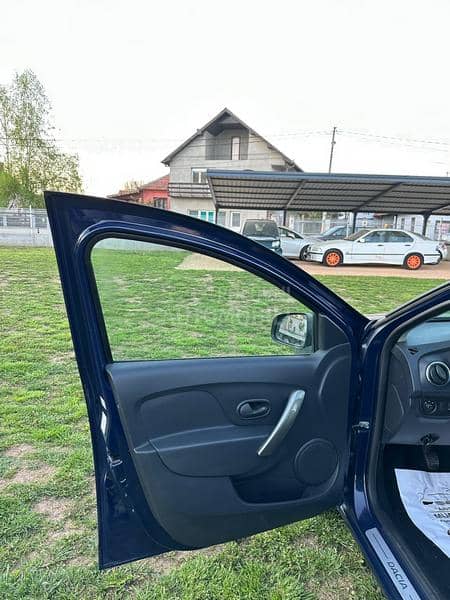 Dacia Sandero 0.9i CH Nov