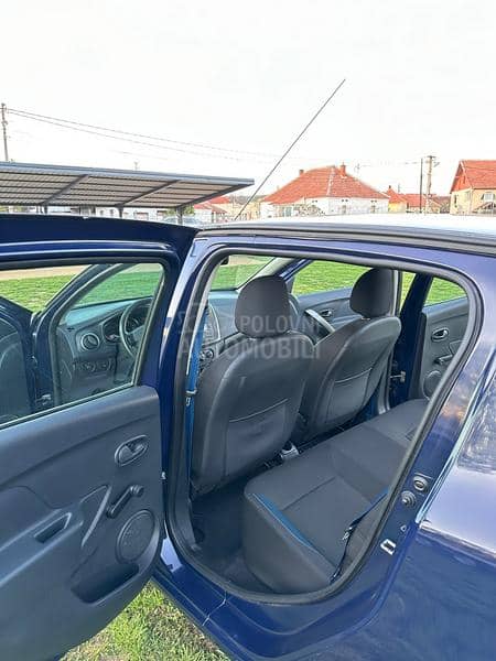 Dacia Sandero 0.9i CH Nov