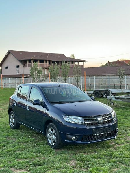 Dacia Sandero 0.9i CH Nov