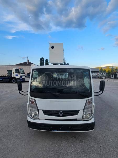 Renault MAXITY