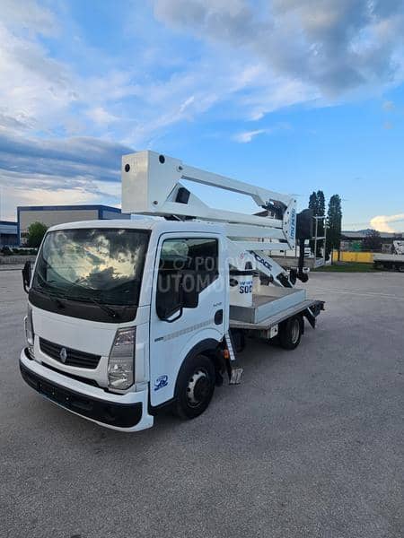 Renault MAXITY