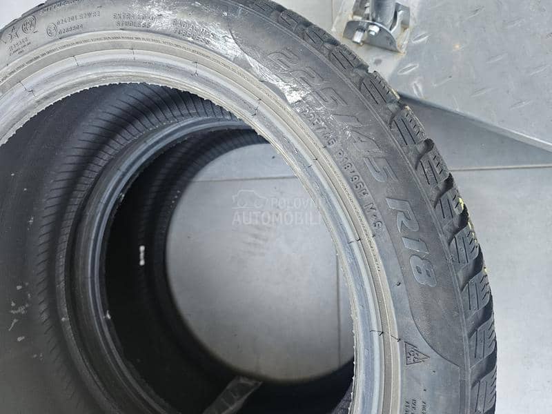 Pirelli 255/40 R18 Zimska