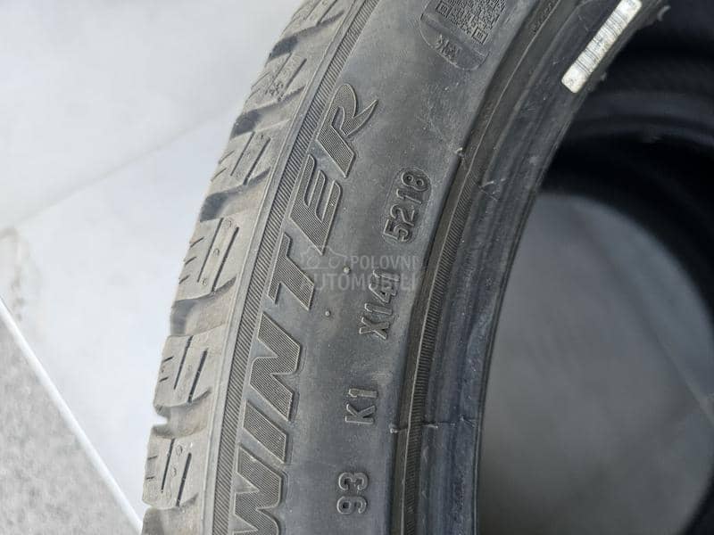 Pirelli 255/40 R18 Zimska