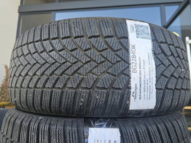 Bridgestone 235/50 R19 Zimska
