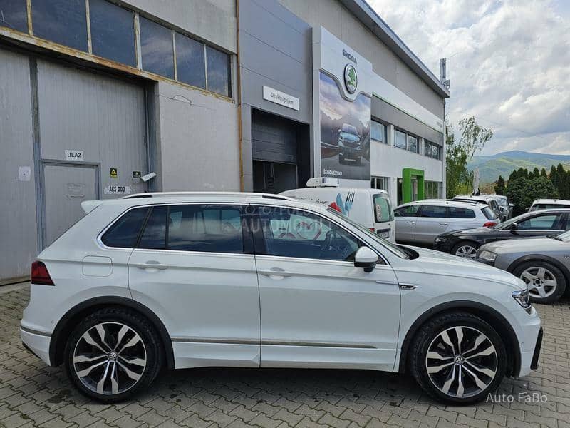 Volkswagen Tiguan R LINE