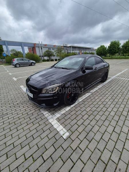 Mercedes Benz CLA 250 AMG