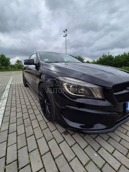 Mercedes Benz CLA 250 AMG