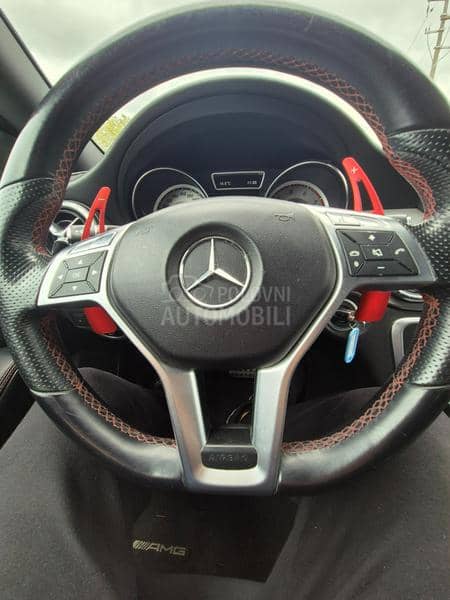 Mercedes Benz CLA 250 AMG