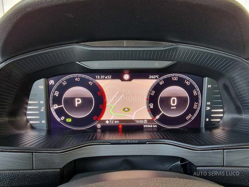 Škoda Superb 2.0 TDI DSG R kamera