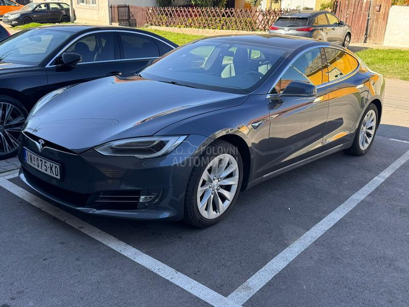 Tesla Model S 75D AWD