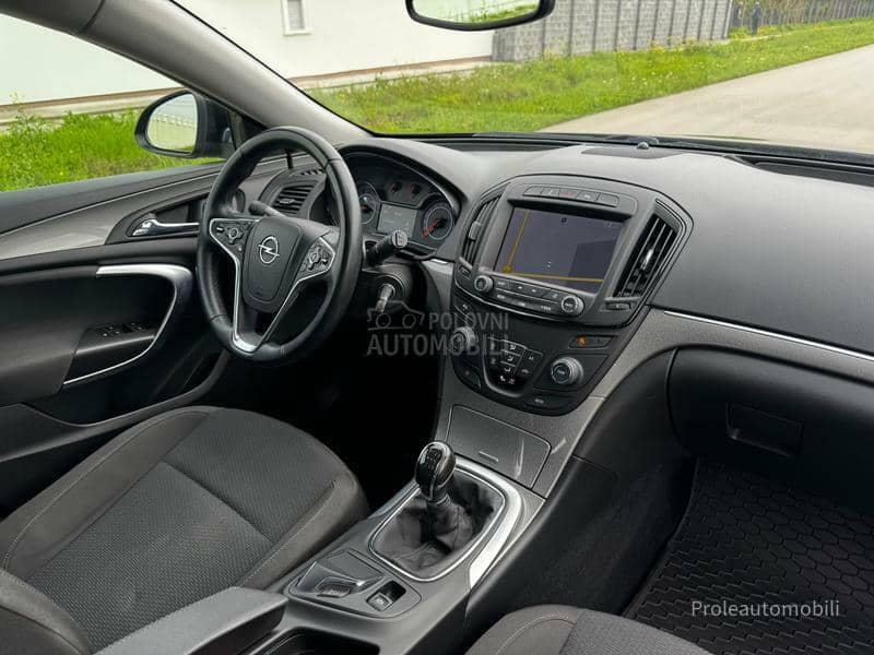 Opel Insignia P E R F E K T N A