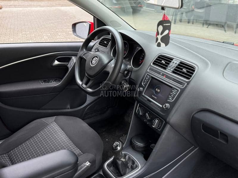 Volkswagen Polo 1.0 MPI