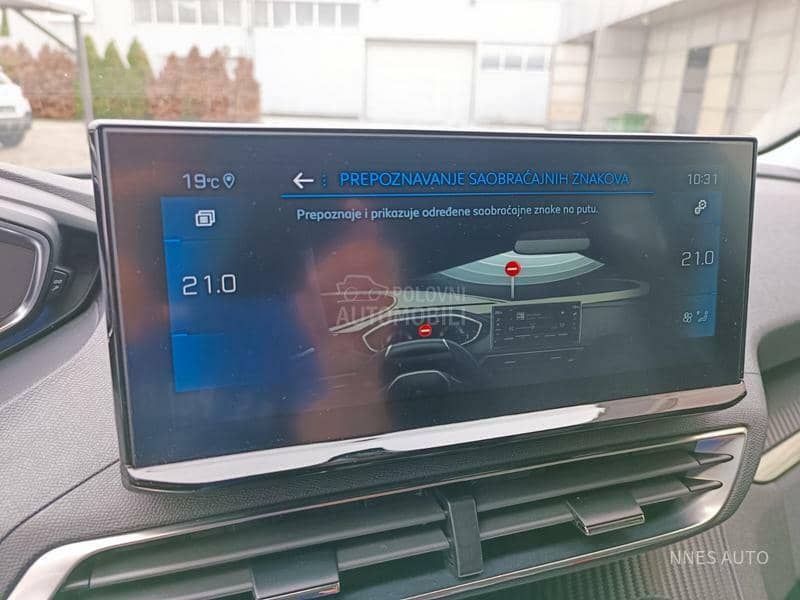 Peugeot 3008 1.5hdi ALLURE