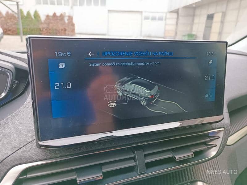 Peugeot 3008 1.5hdi ALLURE