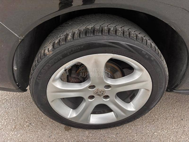 Peugeot 3008 2.0hdi allure