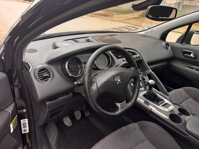 Peugeot 3008 2.0hdi allure