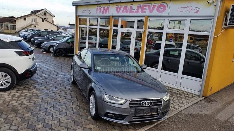 Audi A4 2.0TDI RESTY/LED/AUT
