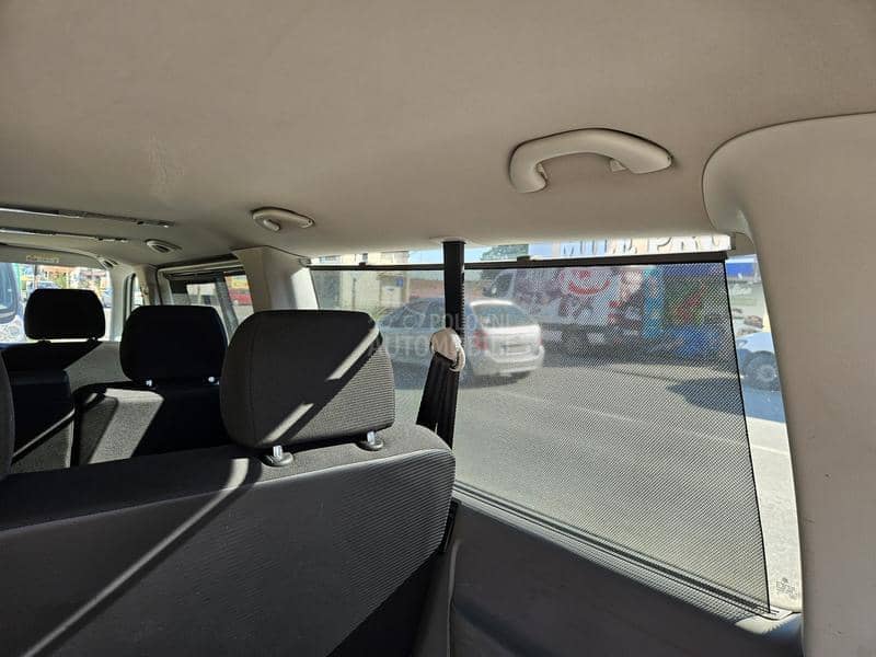 Volkswagen Transporter T6 2.0 tdi caravelle 4x4