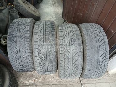 Goodyear 235/55 R17 Sve sezone