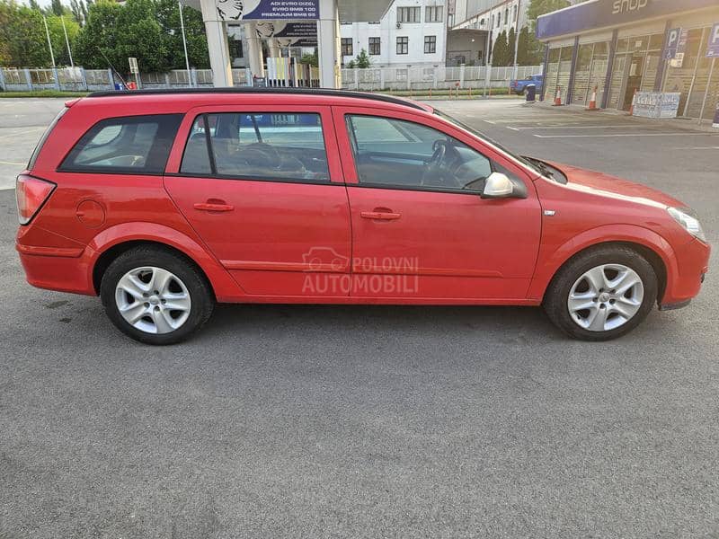 Opel Astra H 
