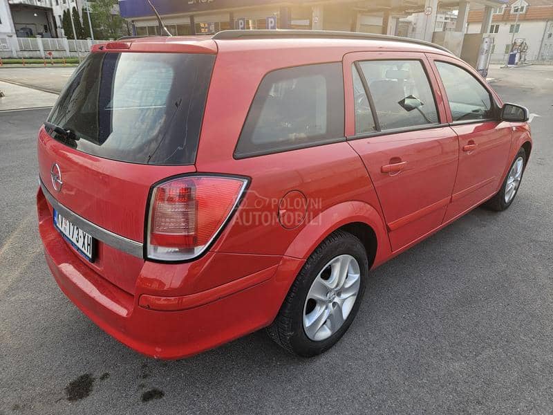 Opel Astra H 