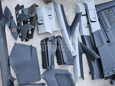 ENTERIJER PLASTIKA za Opel Zafira za 2005. god.