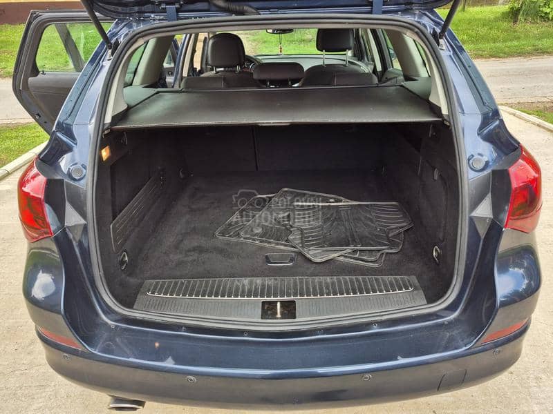 Opel Astra J 2.0 CDTI A.U.T.O.M.