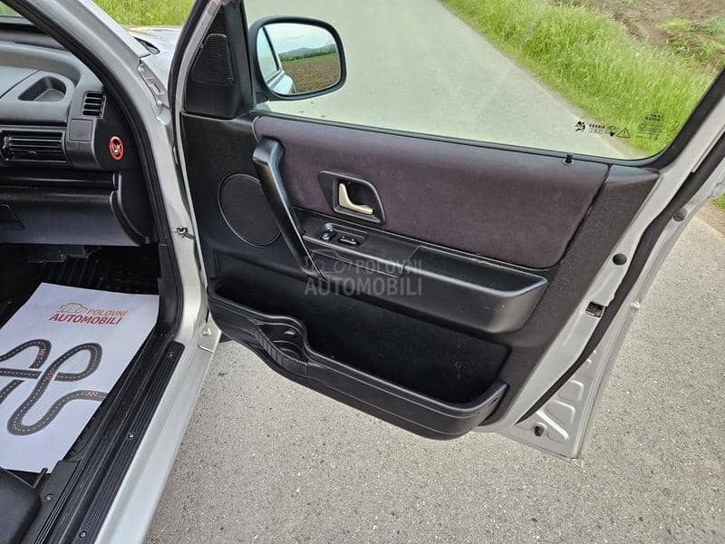 Land Rover Freelander 2.0 TD4