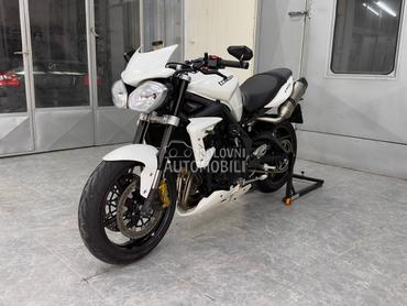 Triumph Street triple 675 R