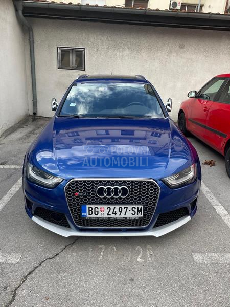 Audi RS4 