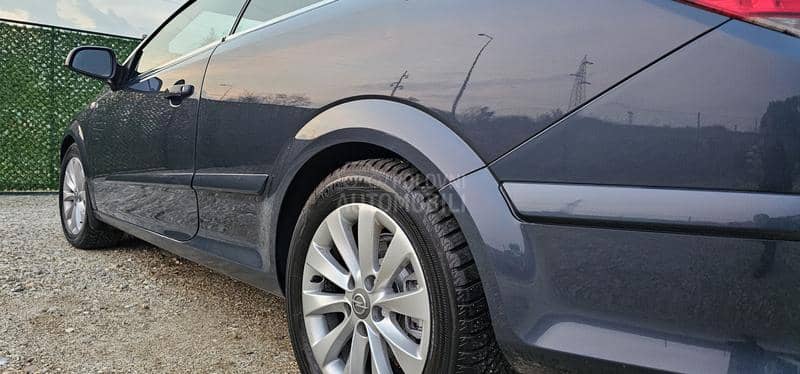 Opel Astra H Cabrio