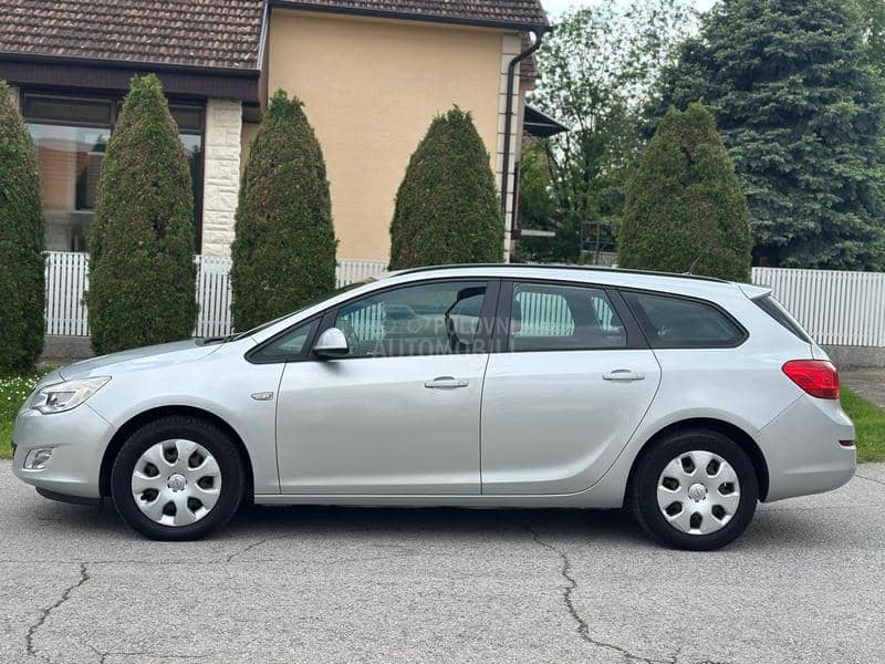 Opel Astra J 1.7 cdti