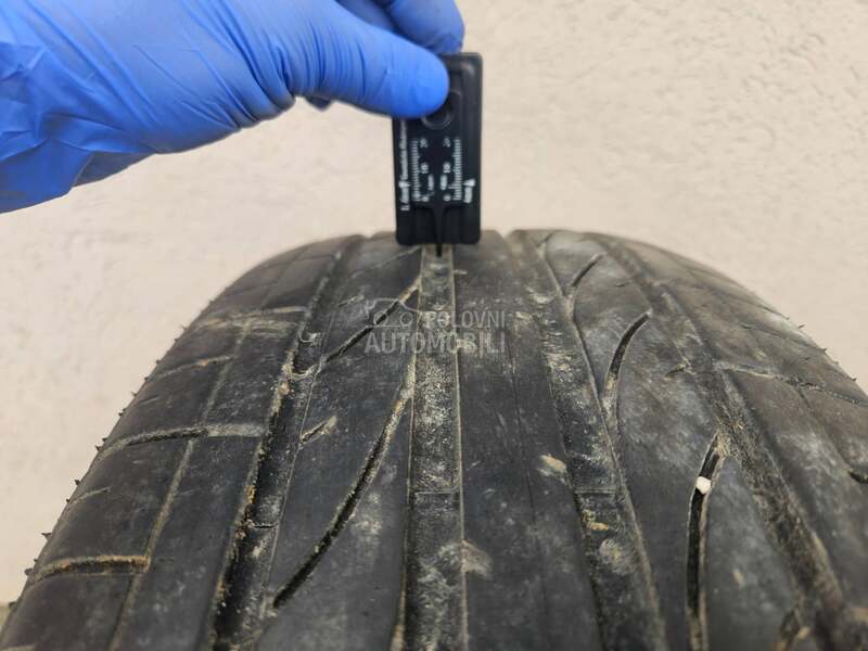 Bridgestone 235/65 R17 Letnja