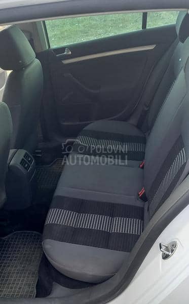 Volkswagen Golf 5 united