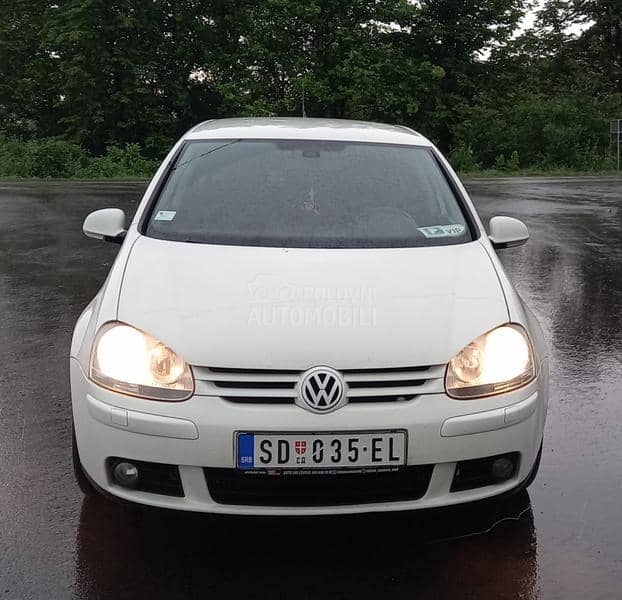 Volkswagen Golf 5 united