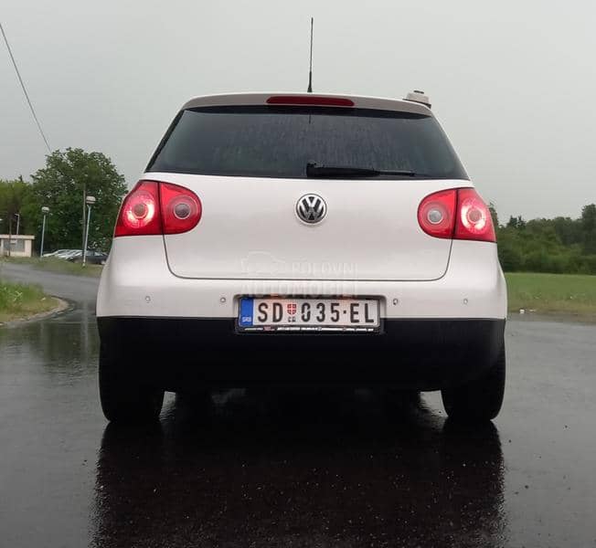 Volkswagen Golf 5 united