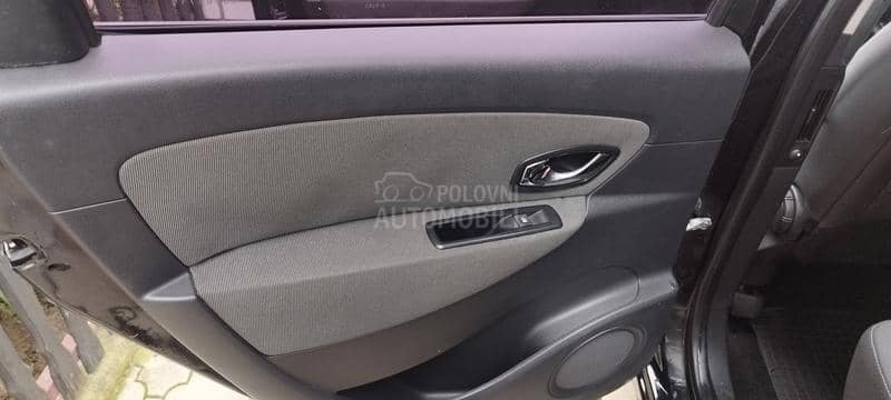 Renault Scenic 1.5 dci