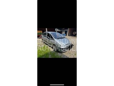 Citroen Xsara Picasso 1.6HDI -  kompletan auto u delovima