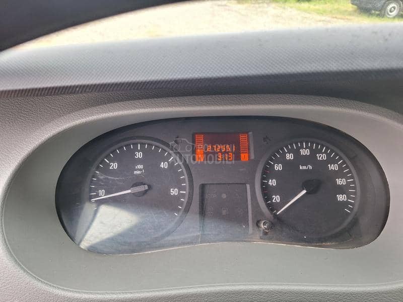 Opel Movano 2.5