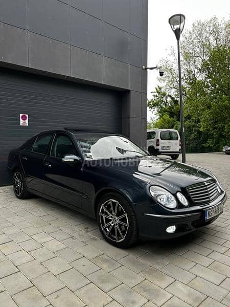 Mercedes Benz E 220 2.2 CDI Nav/Siber/AT