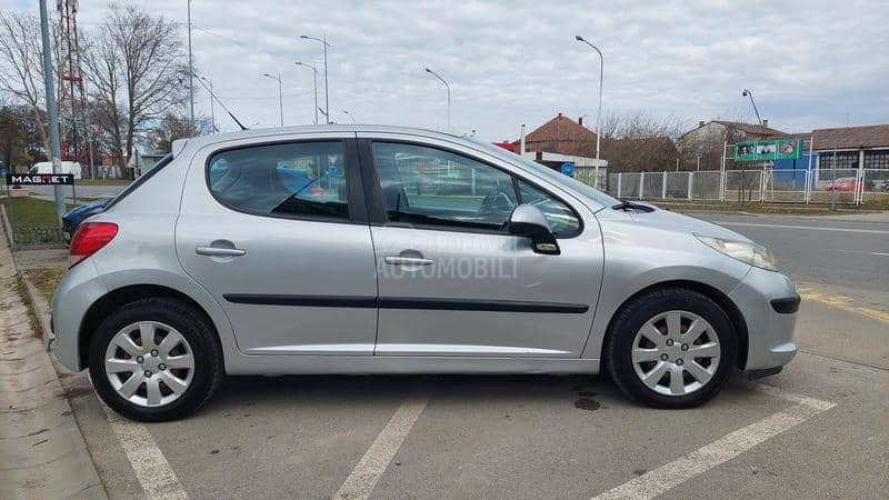 Peugeot 207 1.4