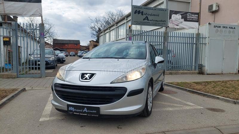 Peugeot 207 1.4